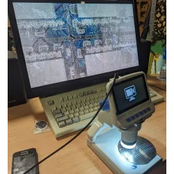 Mikroskopas su ekranu, jungiasi prie kompiuterio